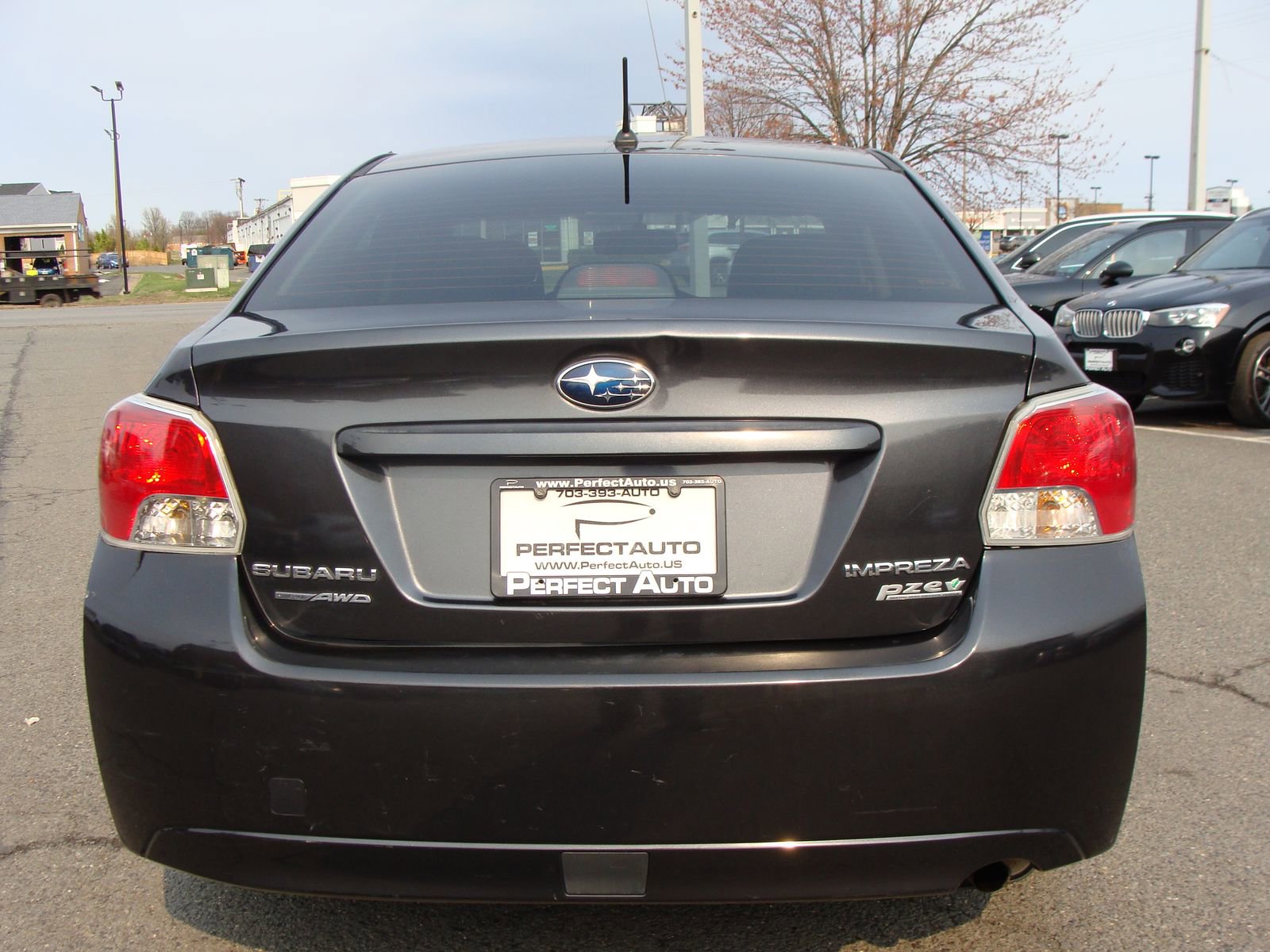 Used 2013 Subaru Impreza 2.0i Premium w/ Popular Pkg 2 image 5