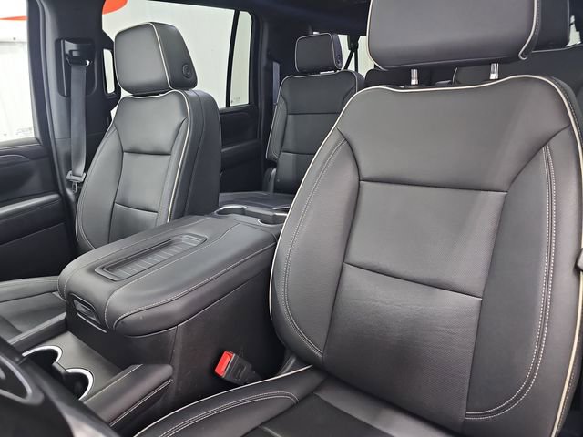 Used 2023 GMC Yukon XL SLT w/ SLT Premium Package AWD/4WD image 42