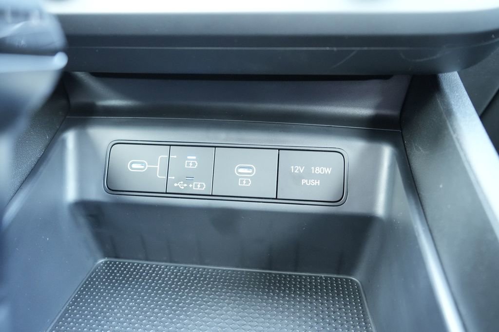 New 2026 Hyundai Tucson SE image 30