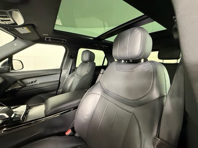 Used 2025 Land Rover Range Rover Sport SE AWD/4WD image 15