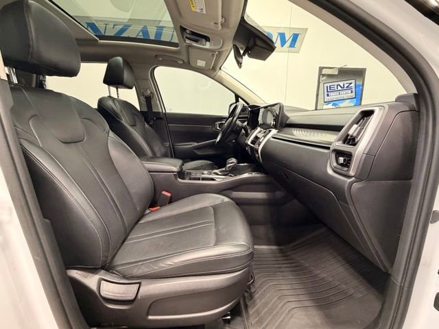 Used 2021 Kia Sorento S w/ Panoramic Sunroof Package FWD image 15