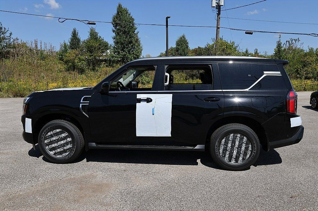 New 2026 Nissan Armada SV image 2