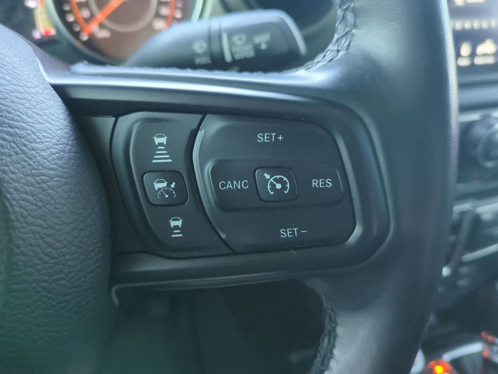 Used 2021 Jeep Gladiator Sport AWD/4WD image 24