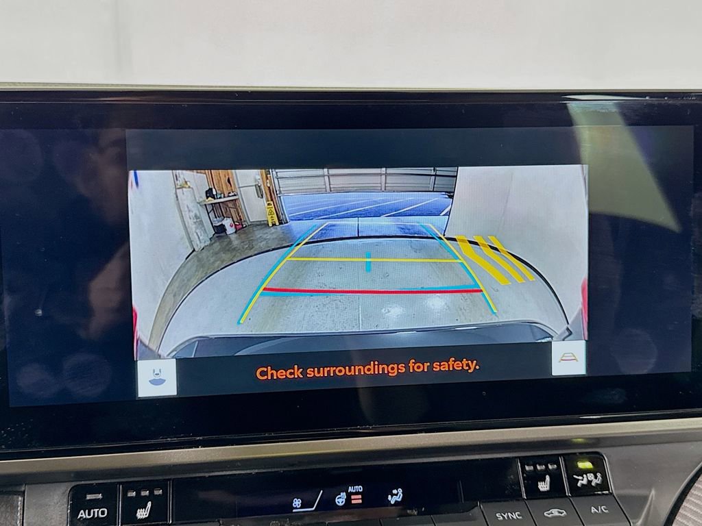 Used 2025 Toyota Camry SE w/ Multimedia Upgrade Package AWD/4WD image 16