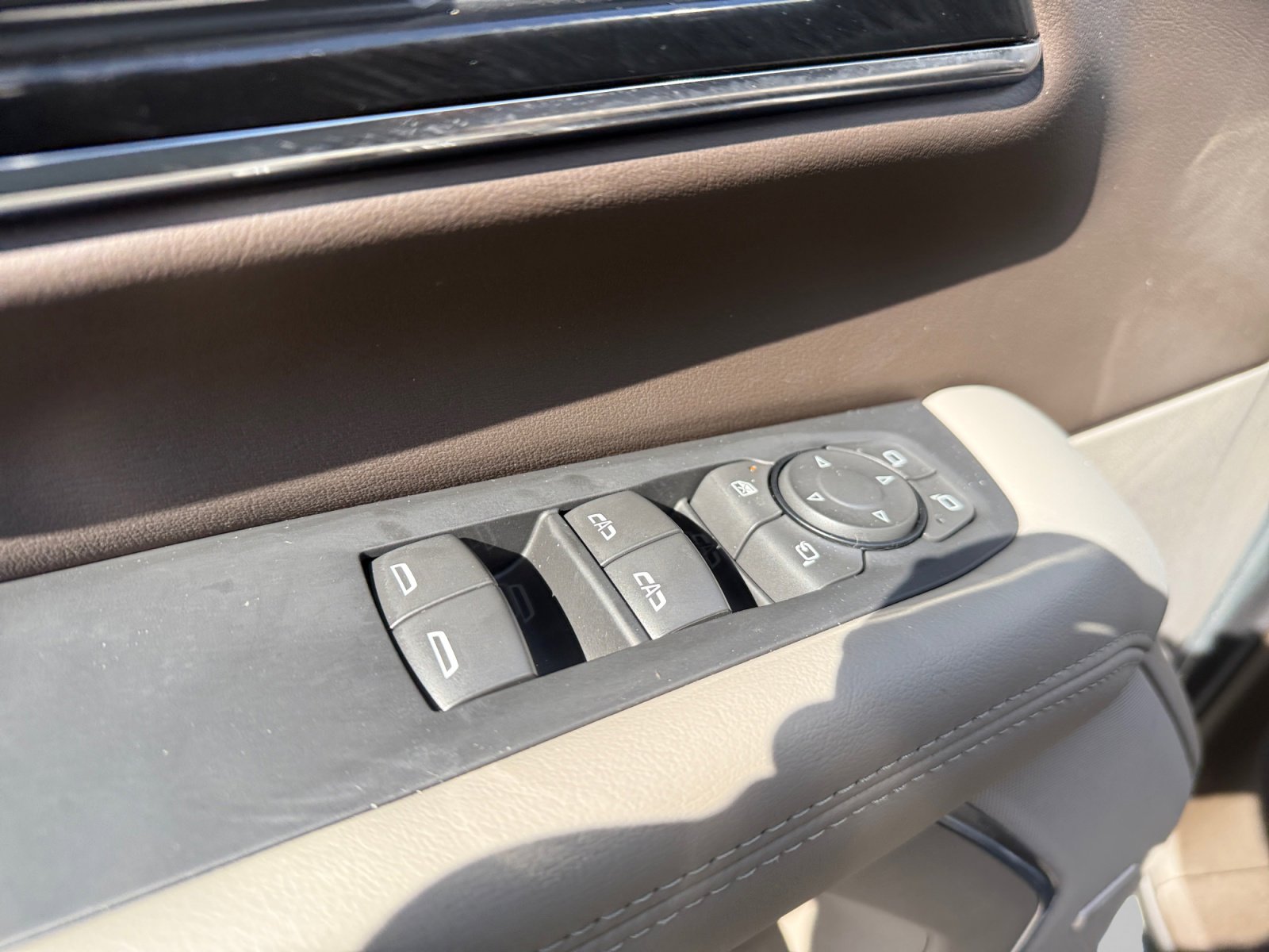 New 2026 GMC Yukon XL Elevation w/ LPO, Floor Liner Package image 28