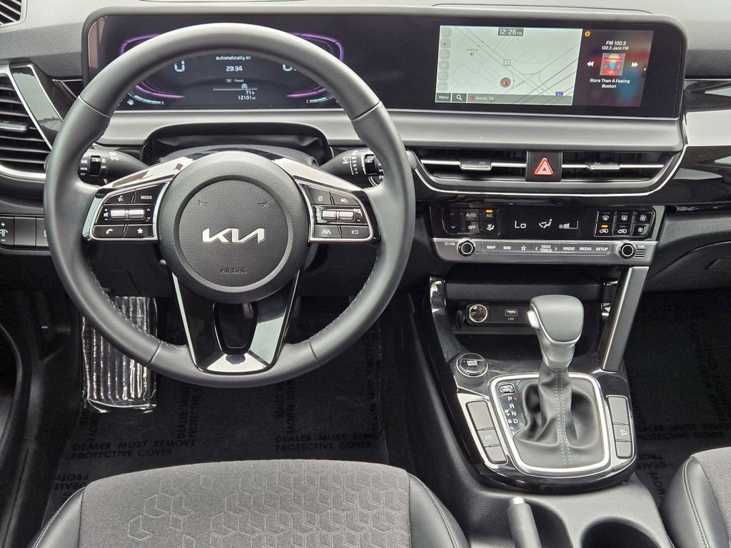 Certified 2025 Kia Seltos S FWD image 10