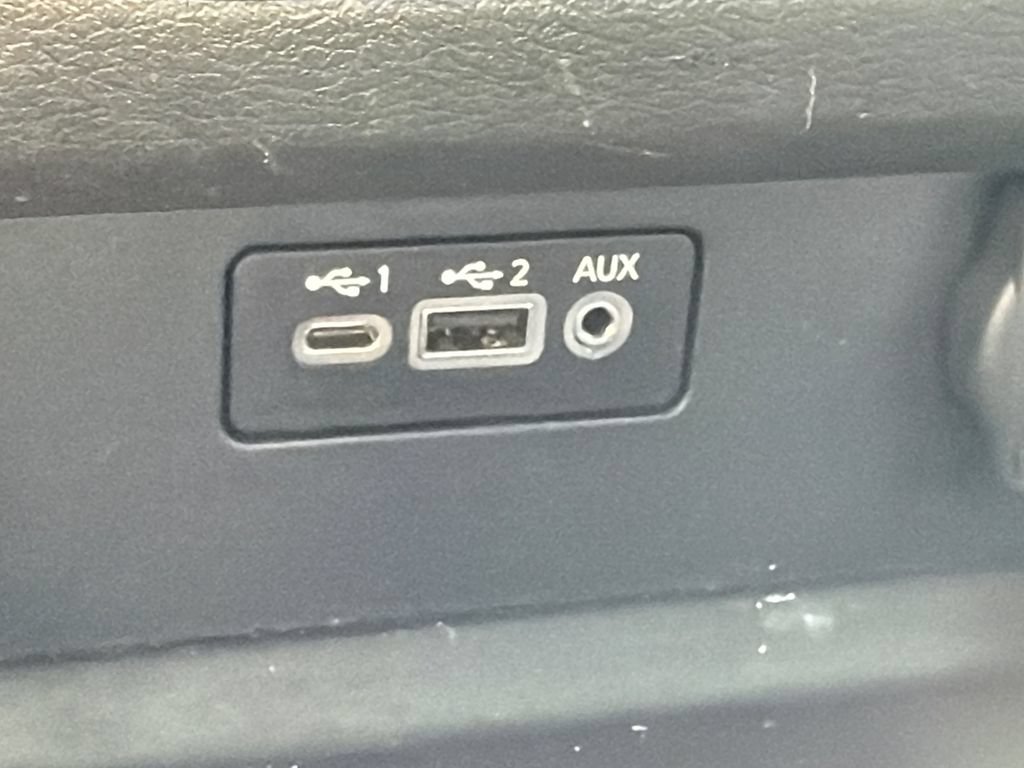 Used 2025 Nissan Altima 2.5 SV FWD image 31