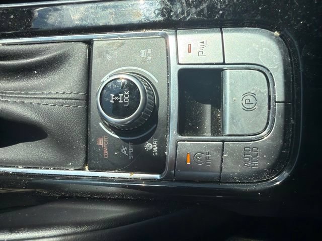 Used 2024 Kia Telluride EX w/ EX Captain's Chair Package AWD/4WD image 46