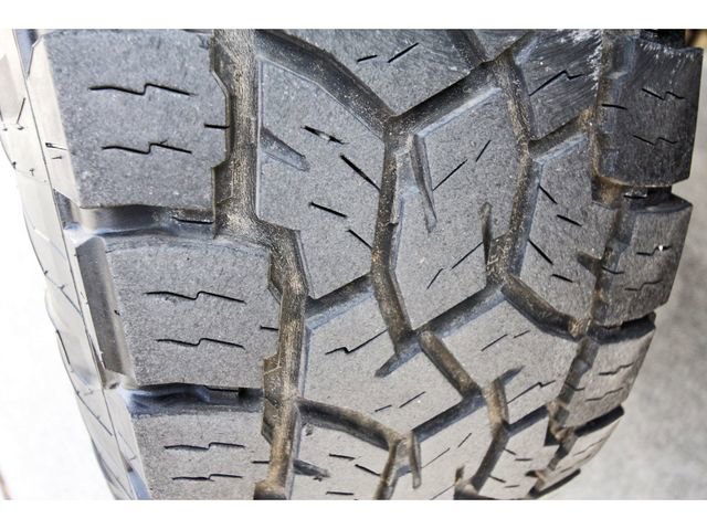 Certified 2020 Ford F150 Raptor w/ Equipment Group 802A Luxury image 28