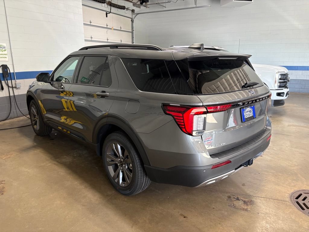 New 2026 Ford Explorer Active w/ Active Comfort Package AWD/4WD image 8