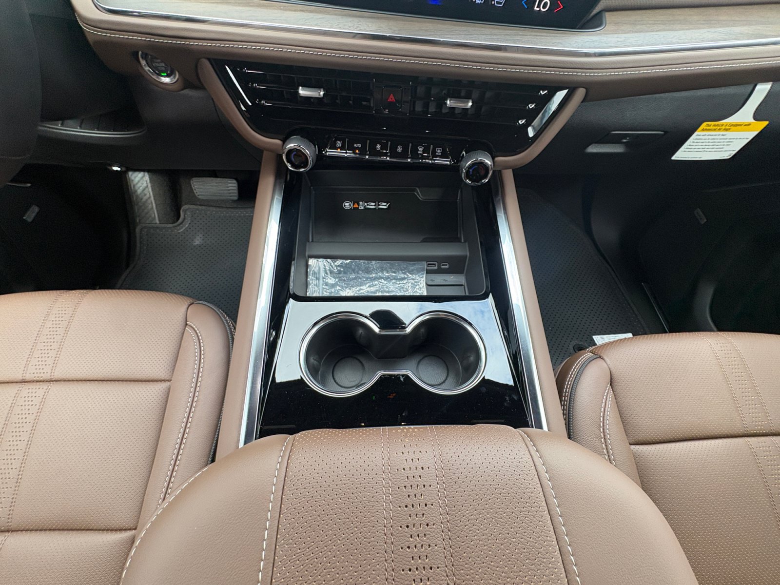 New 2027 Chevrolet Tahoe High Country AWD/4WD image 13