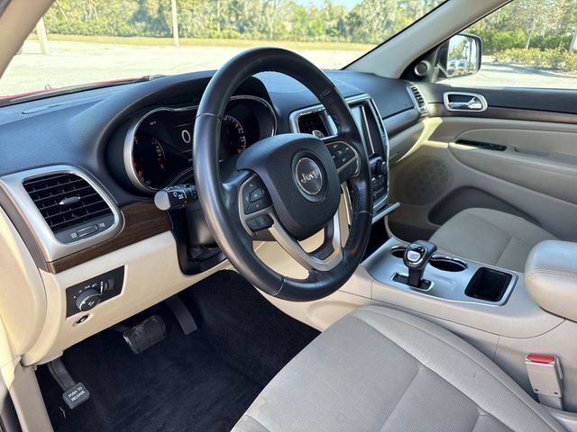 Used 2015 Jeep Grand Cherokee Laredo w/ Quick Order Package 23E image 21