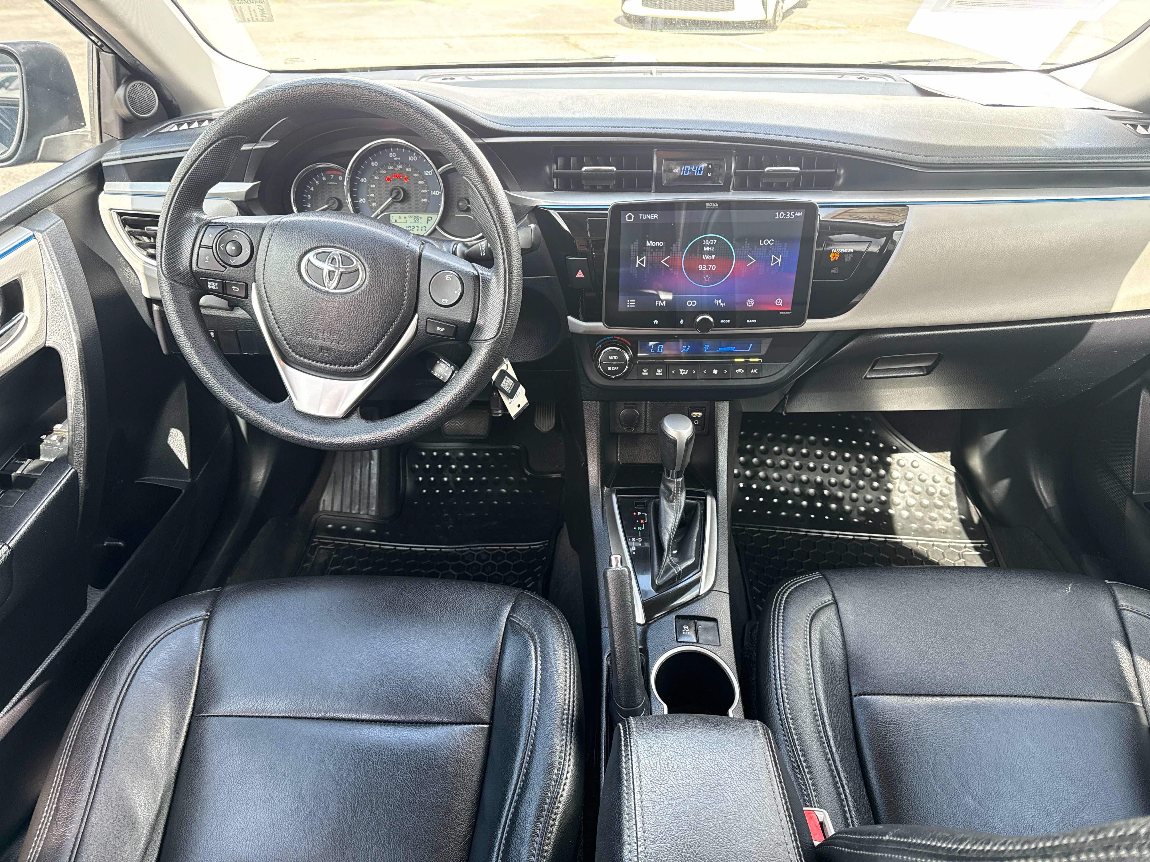 Used 2016 Toyota Corolla LE FWD image 14
