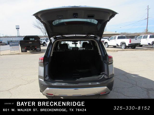 Used 2021 Nissan Rogue Platinum image 9