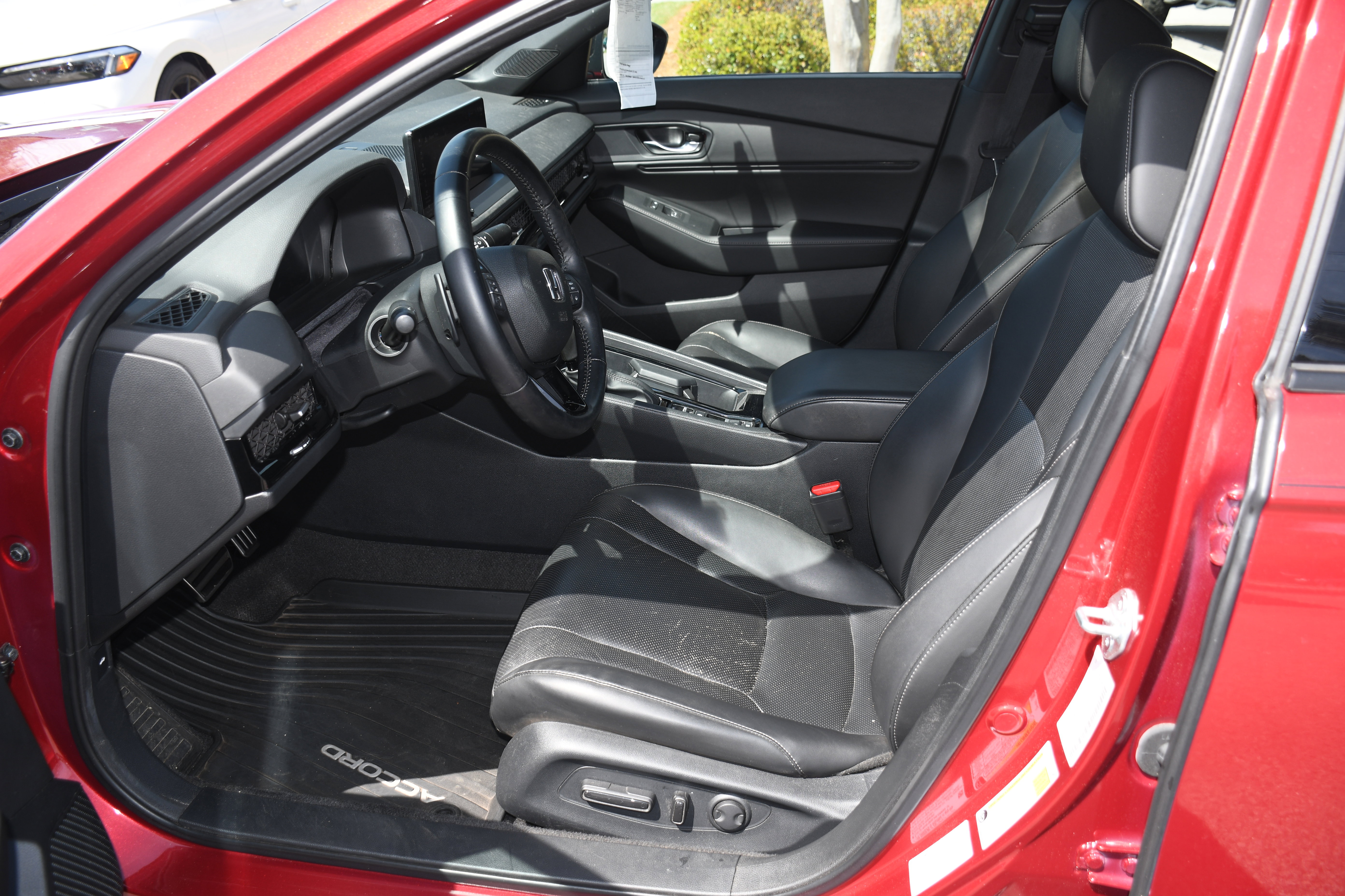 Used 2024 Honda Accord Sport image 8