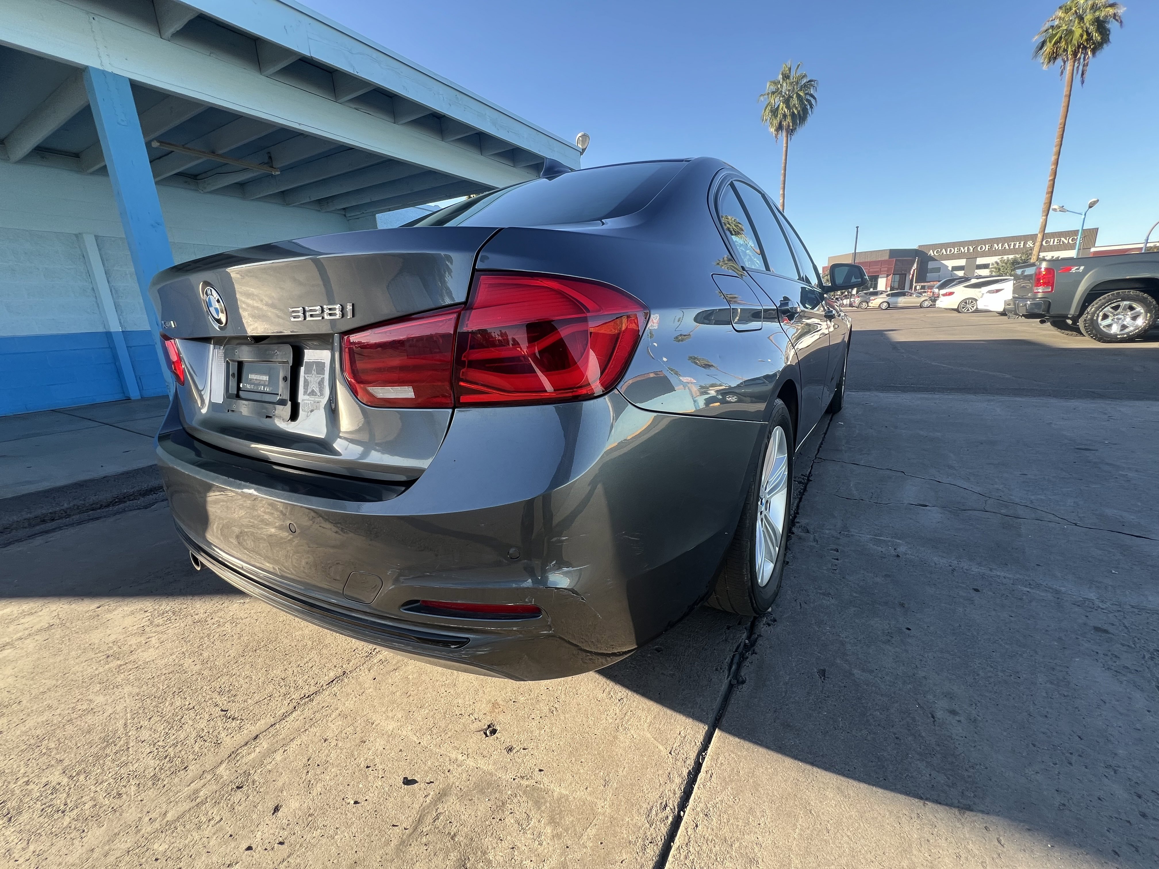 Used 2016 BMW 328i xDrive Sedan image 3