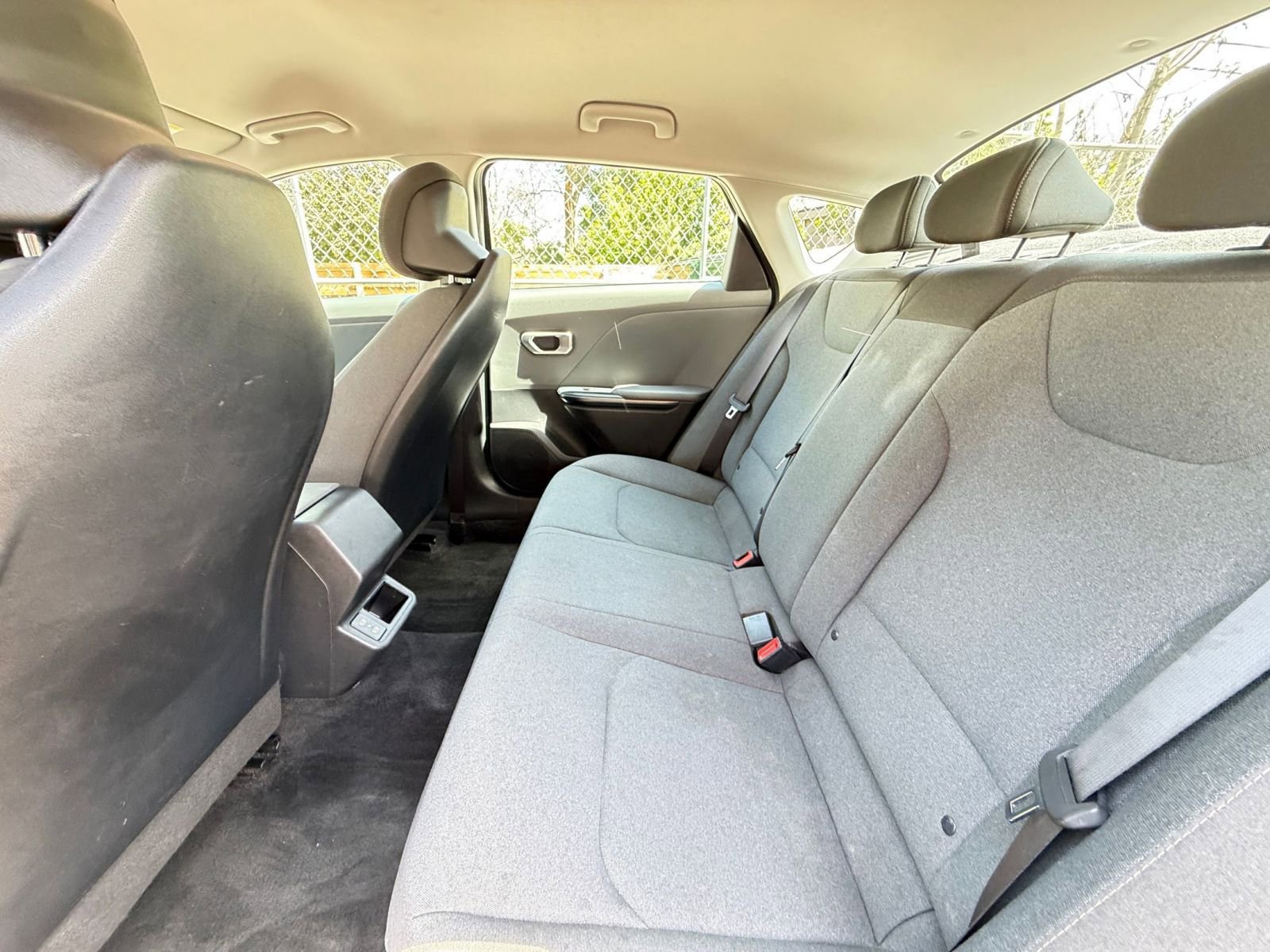 Used 2025 Kia K4 FWD image 23