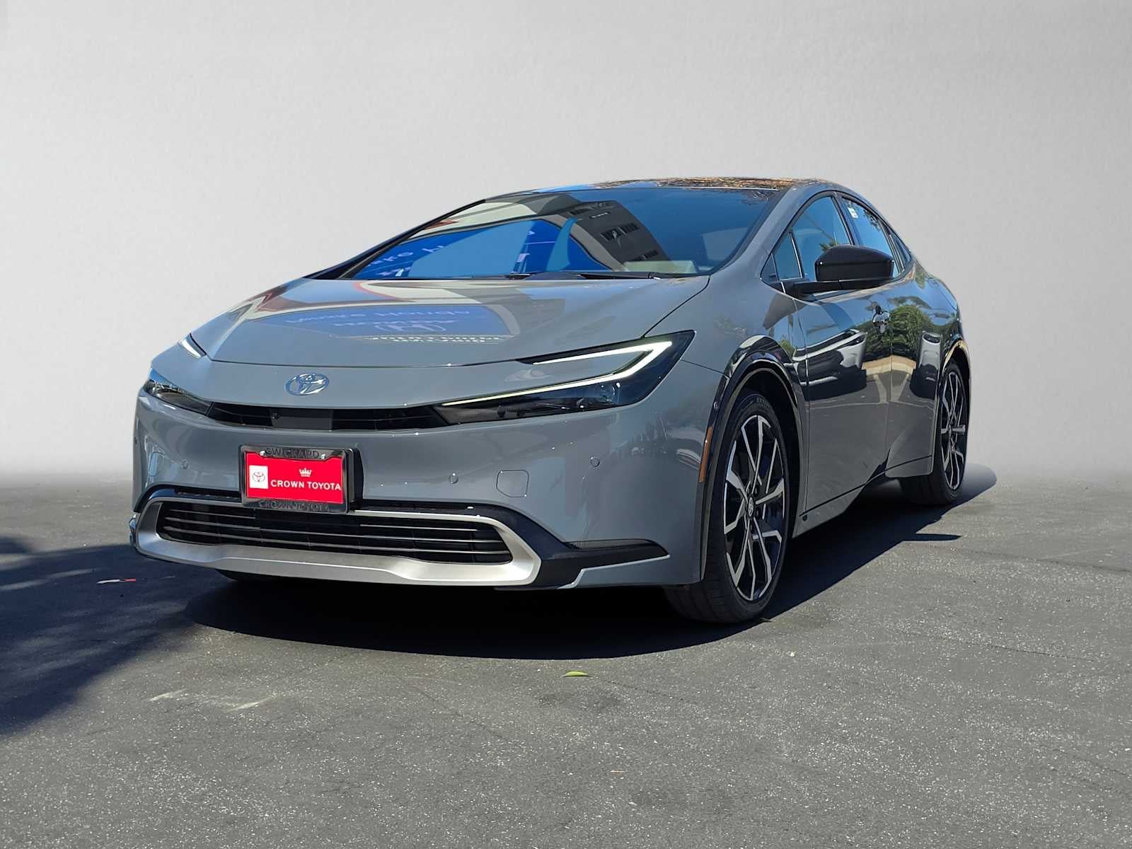 New 2027 Toyota Prius Plug-In Hybrid w/ Limited Premium Package FWD image 7