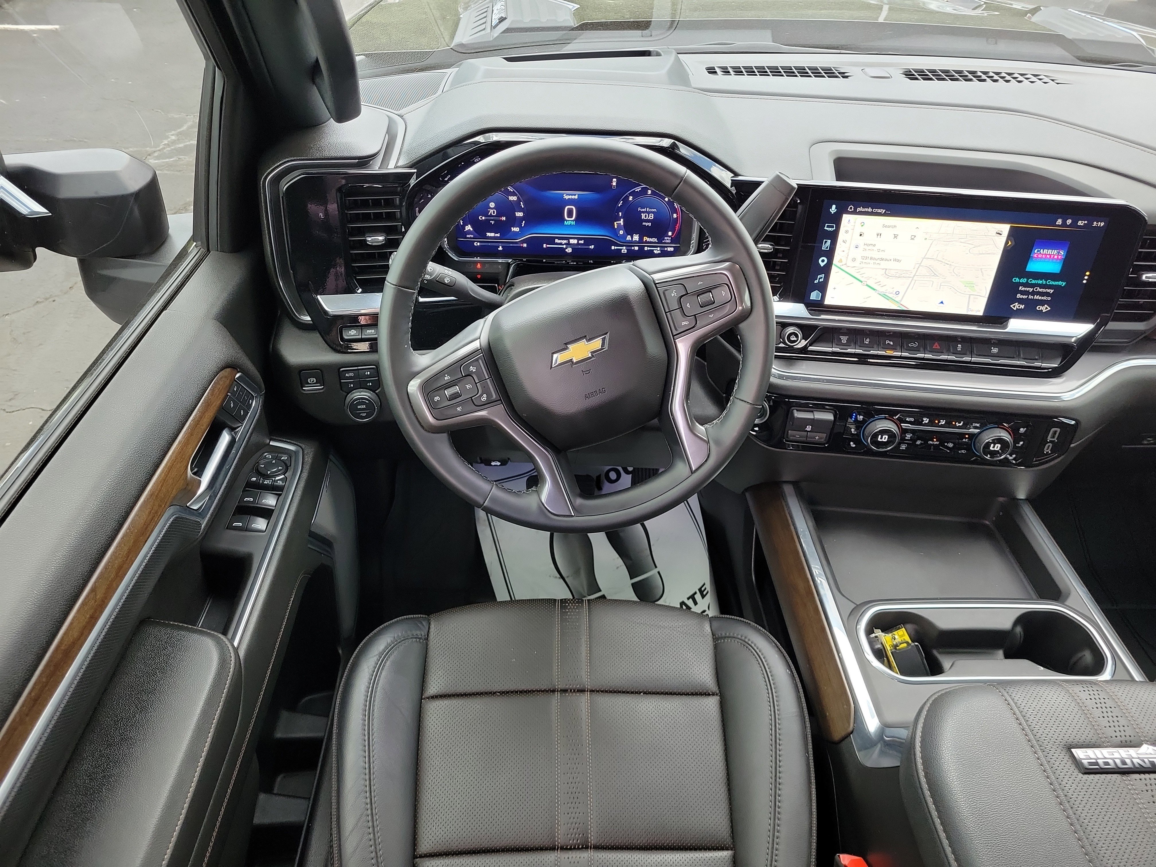Used 2025 Chevrolet Silverado 3500 High Country w/ High Country Premium Package AWD/4WD image 10