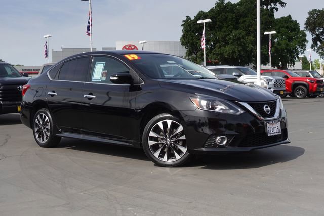 Used 2019 Nissan Sentra SR w/ Exterior Package image 6
