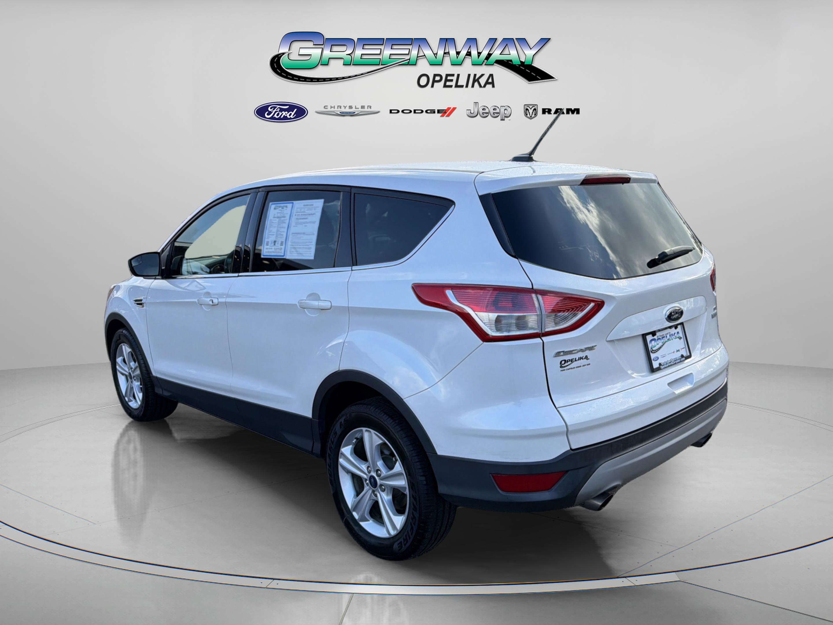 Used 2015 Ford Escape SE image 5