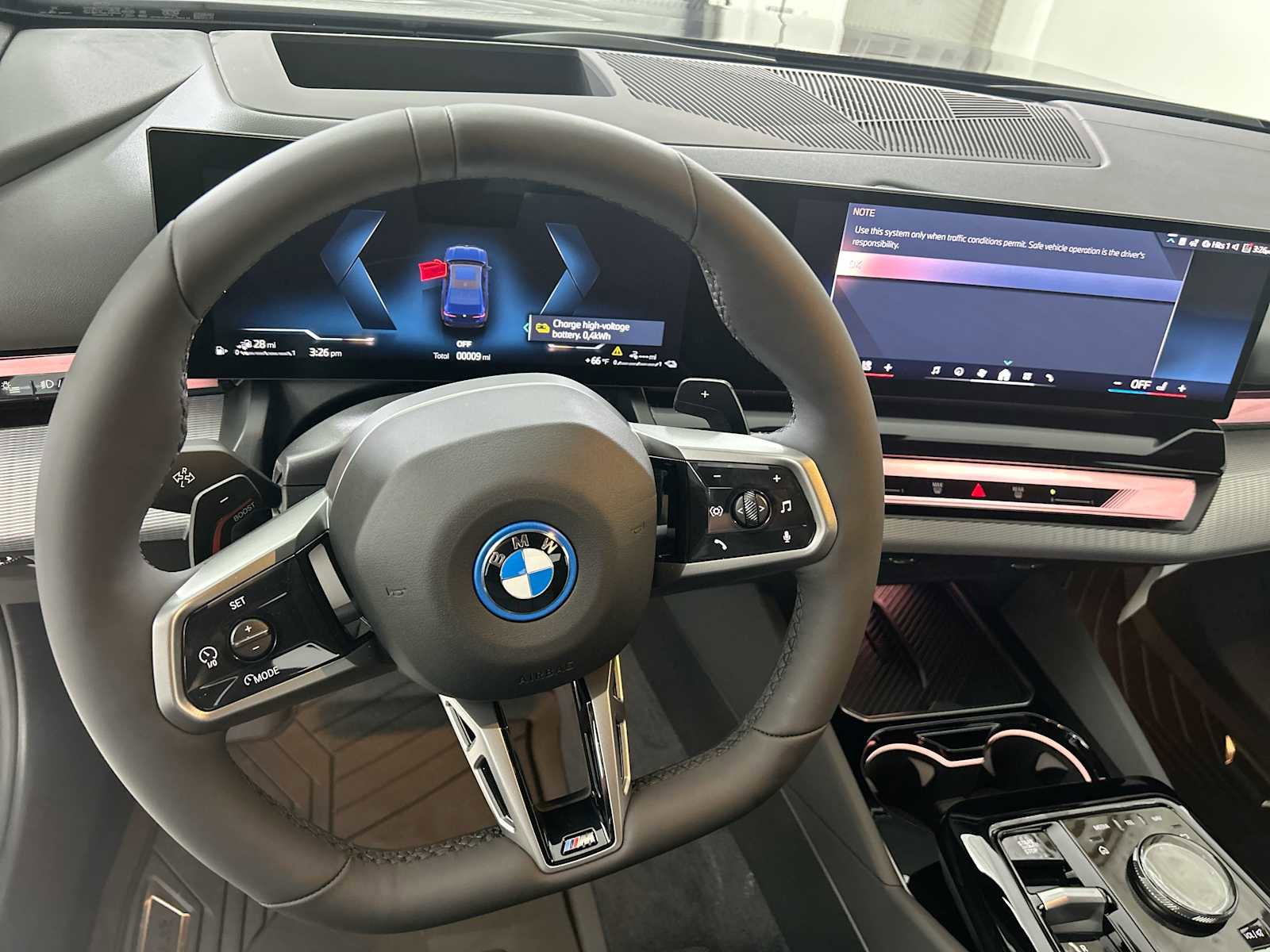 New 2026 BMW 550e xDrive image 10