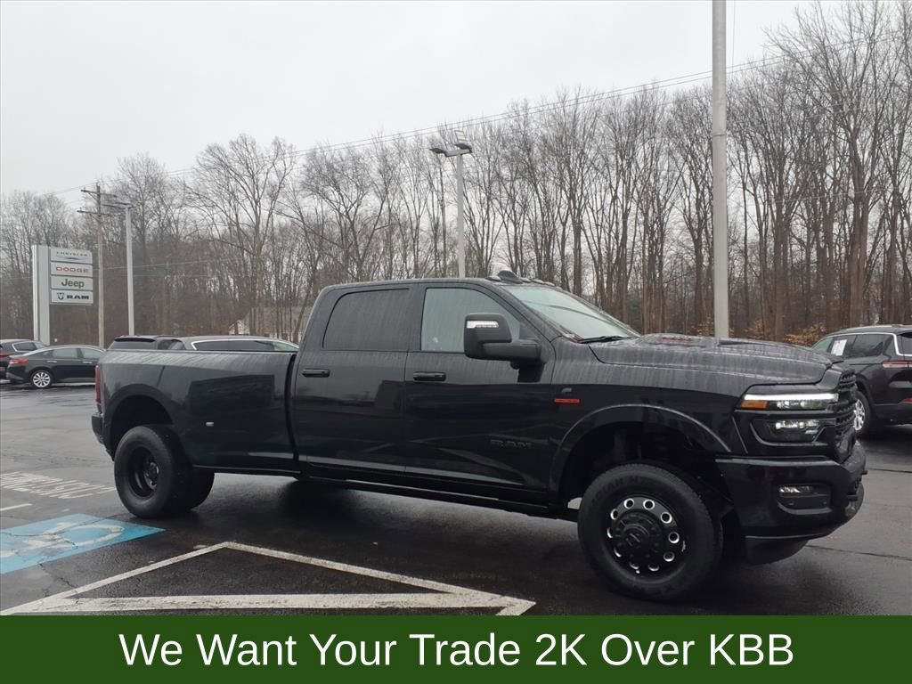 Used 2025 RAM 3500 Limited image 5