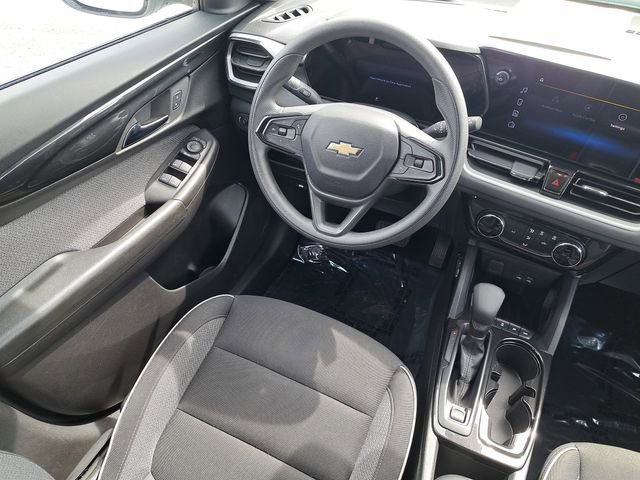 Used 2025 Chevrolet TrailBlazer LT AWD/4WD image 10