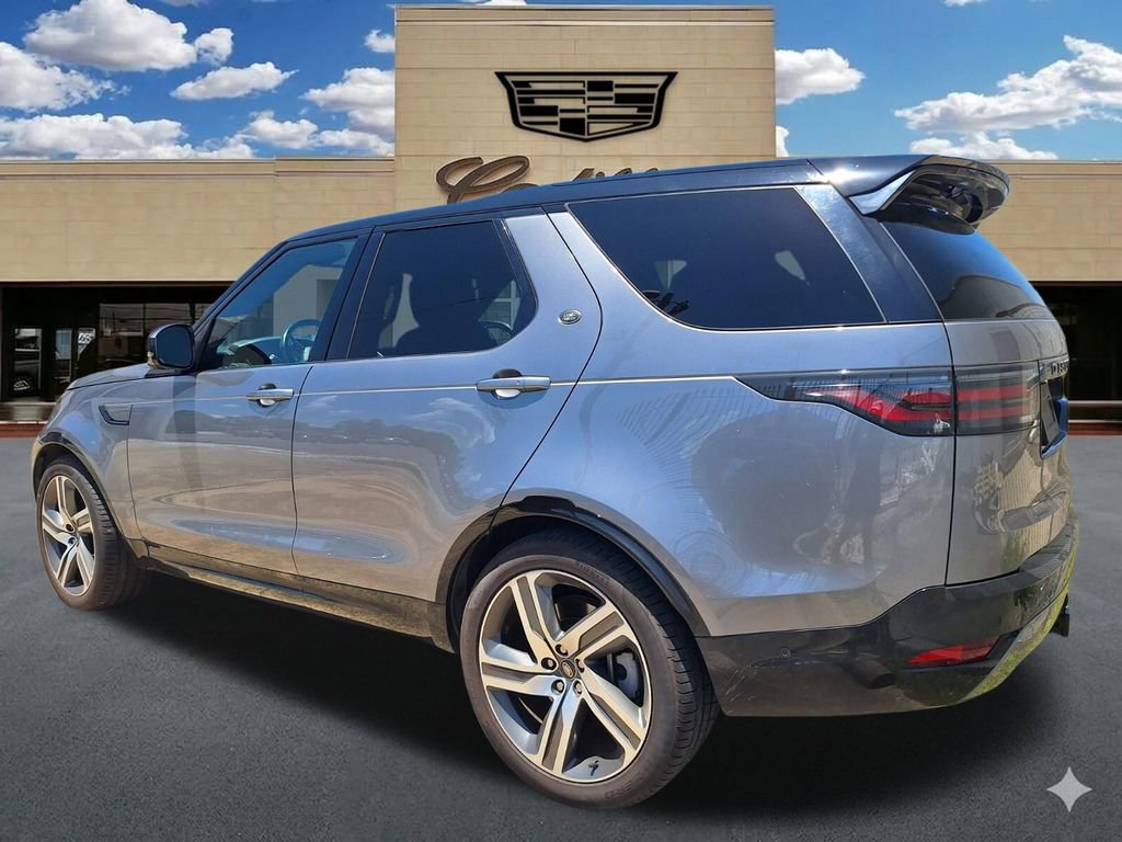 Used 2022 Land Rover Discovery HSE R-Dynamic AWD/4WD image 4