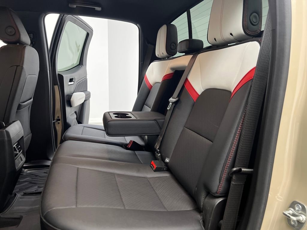 Used 2024 GMC Canyon AT4X image 13