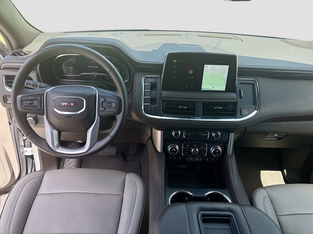 Used 2024 GMC Yukon XL SLT w/ SLT Luxury Package RWD image 44