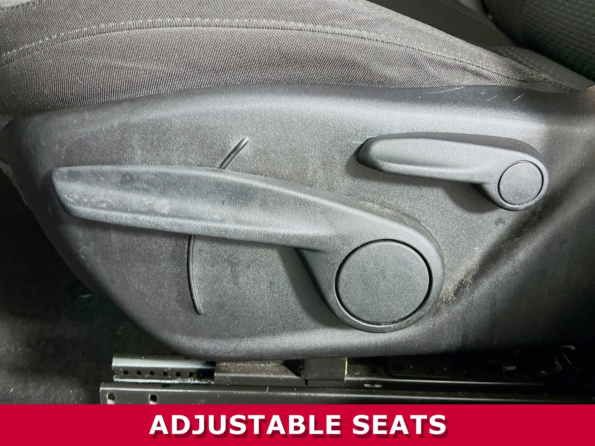 Used 2024 Jeep Compass Sport image 4