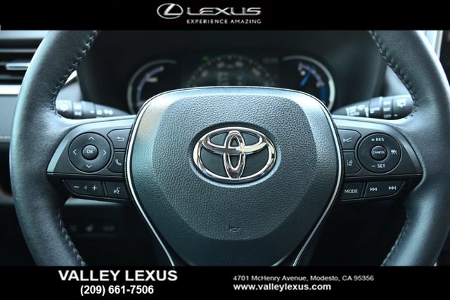 Used 2021 Toyota RAV4 Limited AWD/4WD image 10