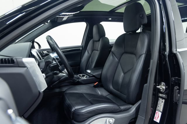 Used 2016 Porsche Cayenne S AWD/4WD image 22