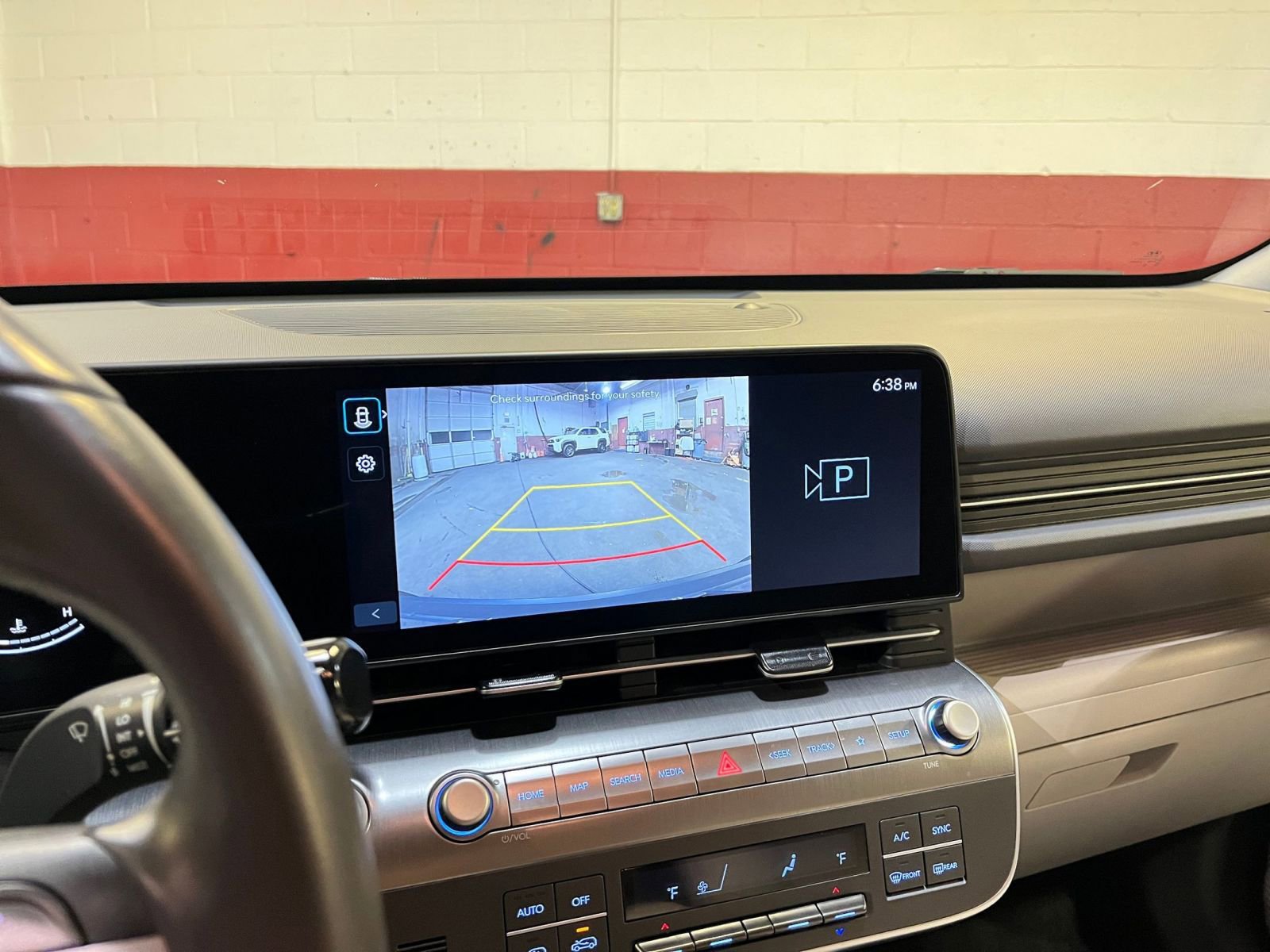 Used 2025 Hyundai Kona SEL image 17