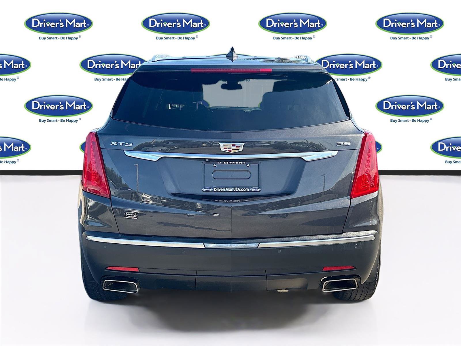 Used 2017 Cadillac XT5 Luxury w/ Driver Awareness Package image 7