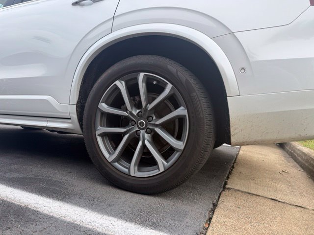 Used 2019 Volvo XC90 T6 Momentum w/ Advanced Package AWD/4WD image 5