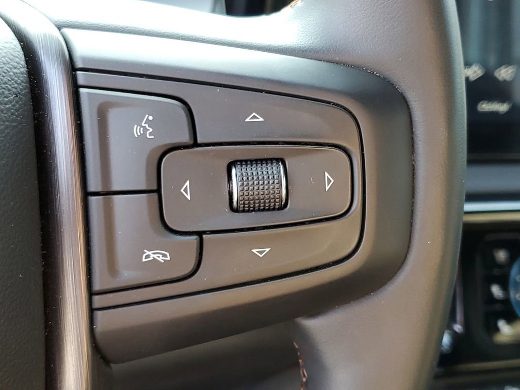 Used 2024 GMC Sierra 1500 AT4 w/ Technology Package image 16