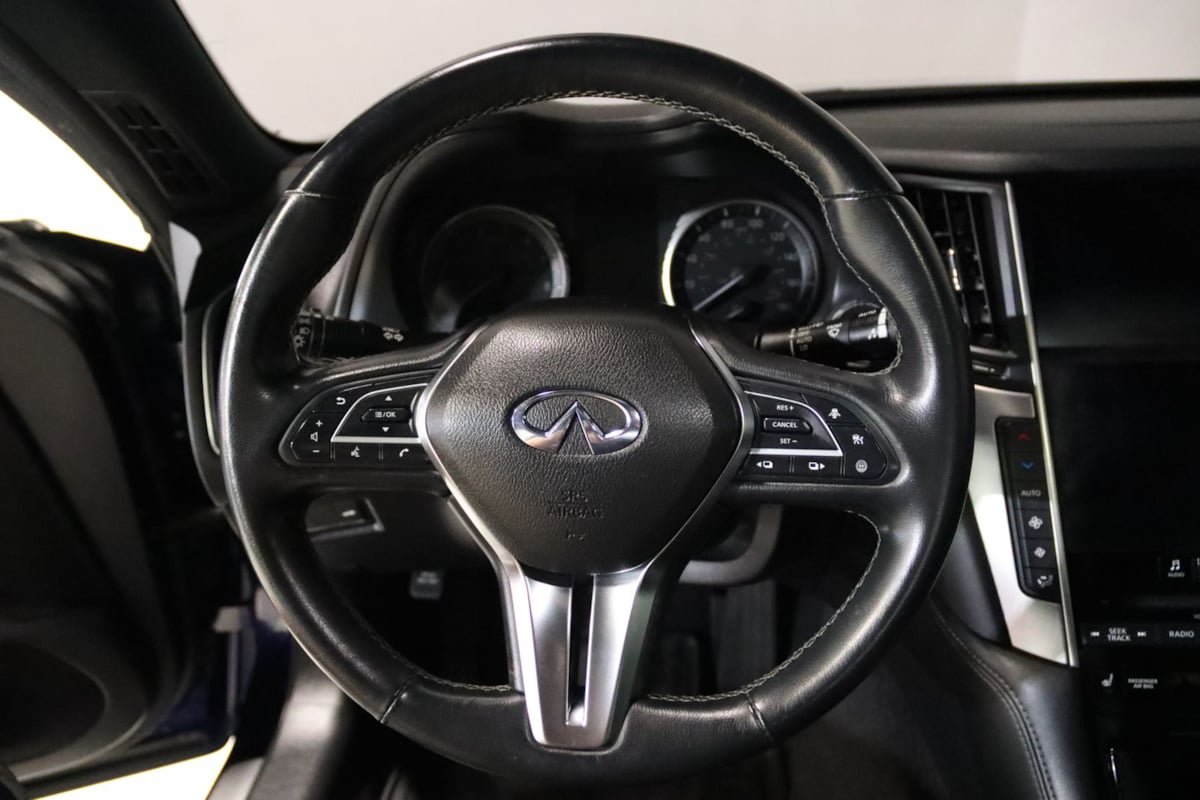Used 2021 INFINITI Q60 3.0t Luxe w/ Essential Package RWD image 41