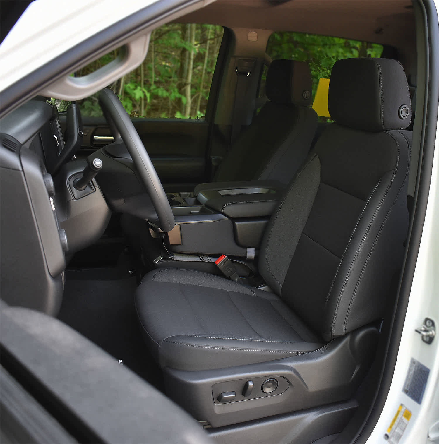 New 2026 Chevrolet Silverado 2500 Custom w/ Custom Value Package AWD/4WD image 9