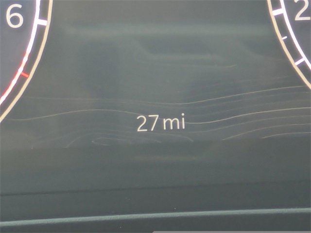 New 2025 Jeep Grand Cherokee Limited w/ Luxury Tech Group II image 32