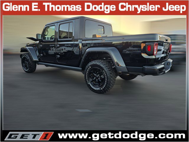 Certified 2022 Jeep Gladiator Willys image 9