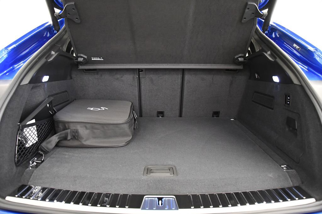 Used 2025 Porsche Cayenne S image 54