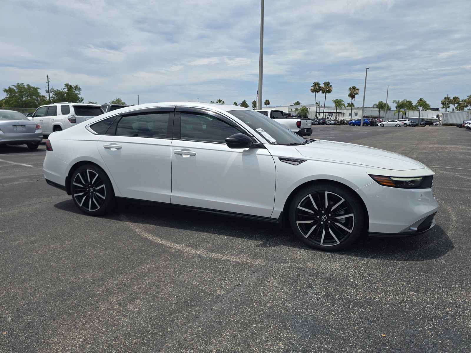 Certified 2023 Honda Accord Touring image 2