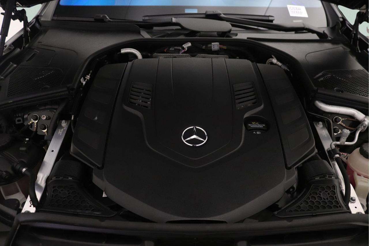 New 2026 Mercedes-Benz S 580 4MATIC Sedan image 9