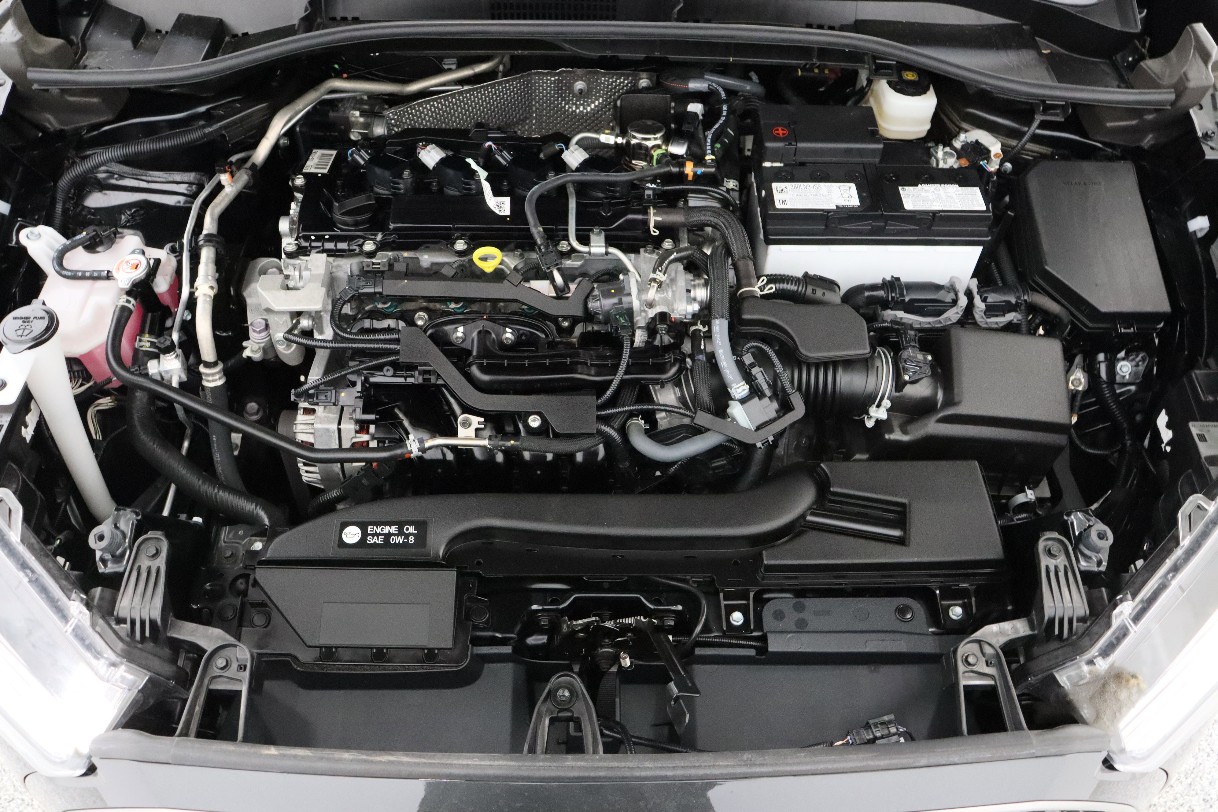 Used 2025 Toyota Corolla Cross XLE image 39