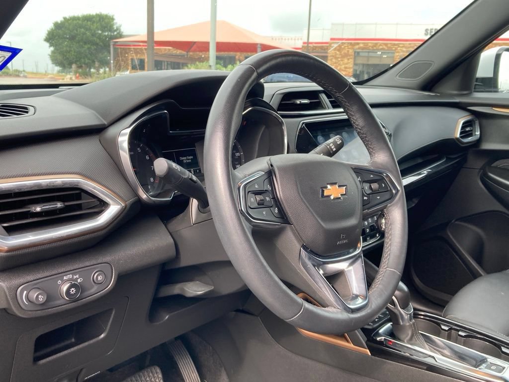 Used 2023 Chevrolet TrailBlazer ACTIV w/ Convenience Package AWD/4WD image 7