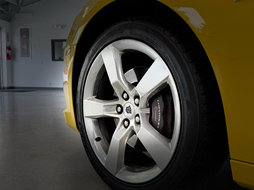 Used 2010 Chevrolet Camaro SS w/ RS Package RWD image 32
