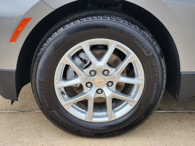 Used 2024 Chevrolet Equinox LT FWD image 18