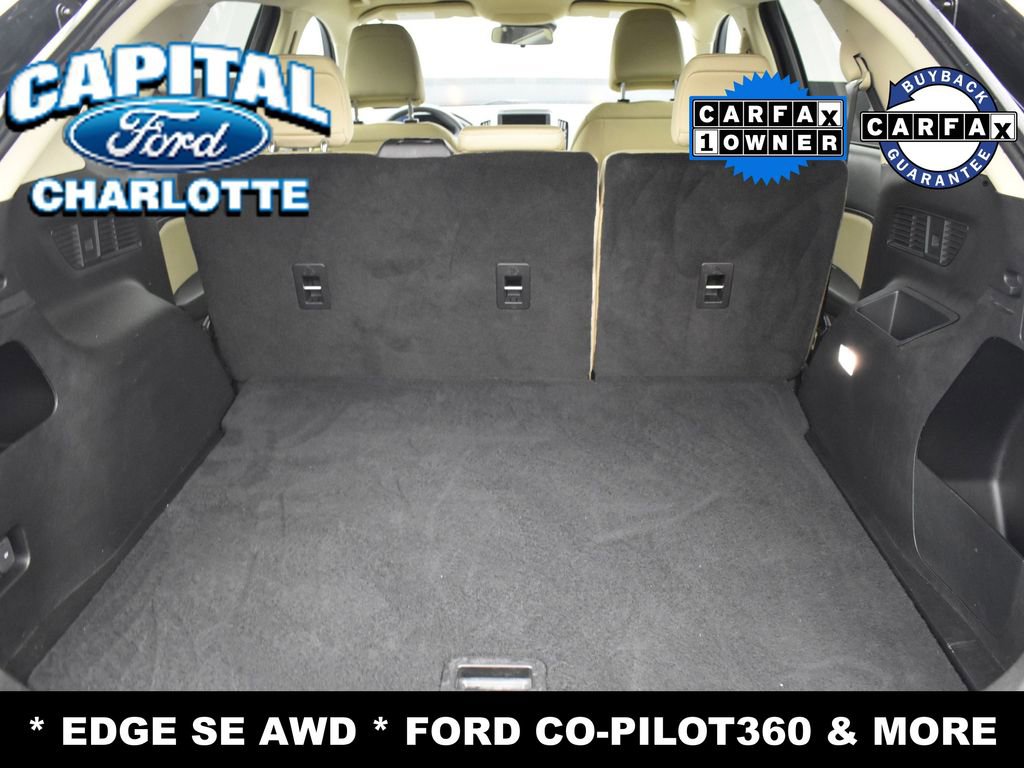 Used 2024 Ford Edge SE image 9